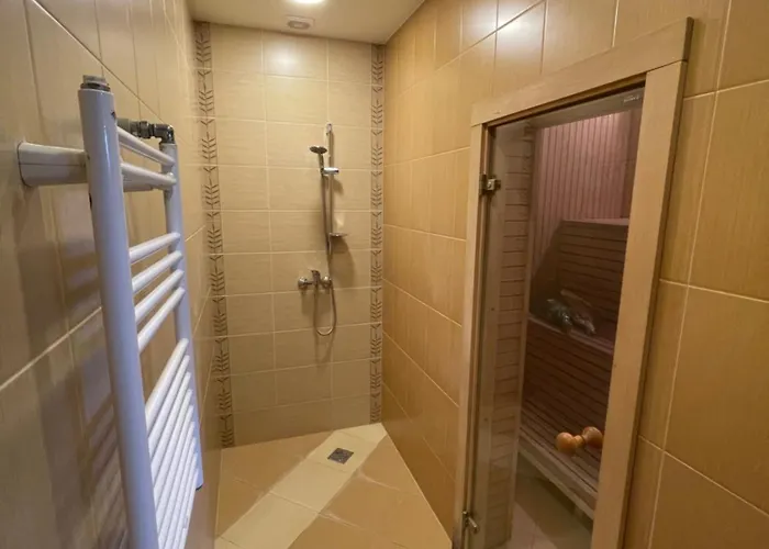 Prie Baseino Kretingos G 40 بالانغا